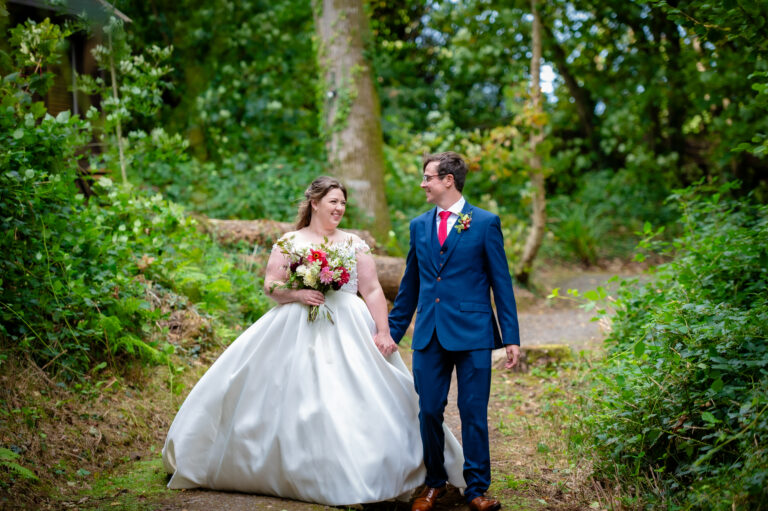 How to Look Natural in Your Wedding Photos